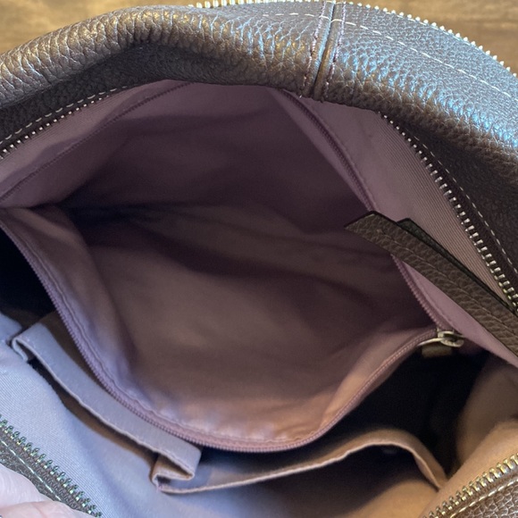 Coach Leather Bag with Adjustable Strap - Picture 11 of 13